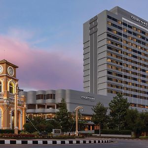 Courtyard By Marriott Phuket Town